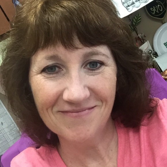 Meet your Posher, Kelly - Picture 1 of 1